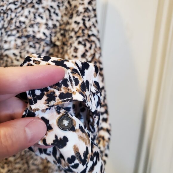 Jones New York Signature Leopard Print Button-Up Blouse - Size Small (S) - Picture 7 of 8